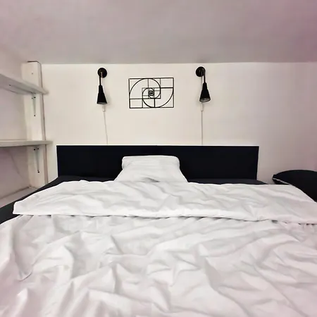 Διαμέρισμα Cozy Night Jezyce, Blisko Mtp, Self Check-in Πόζναν